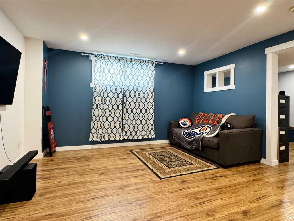 86 Riverstone Boulevard West, Lethbridge, AB - Indoor