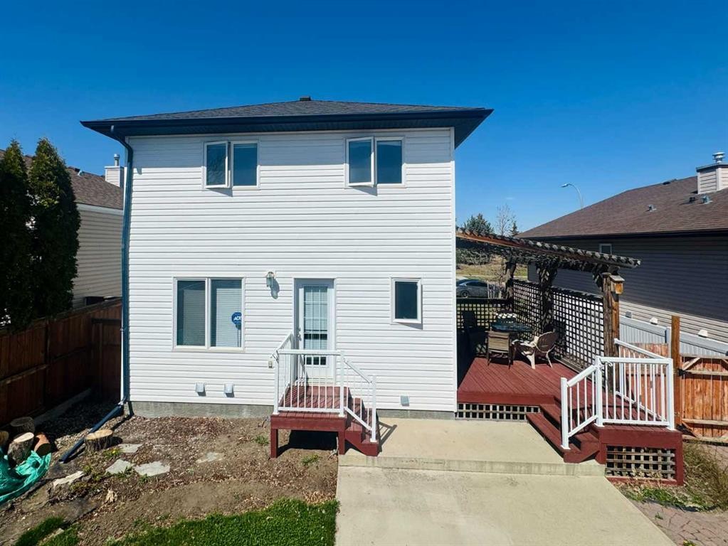 86 Riverstone Boulevard West, Lethbridge, AB - Outdoor With Exterior