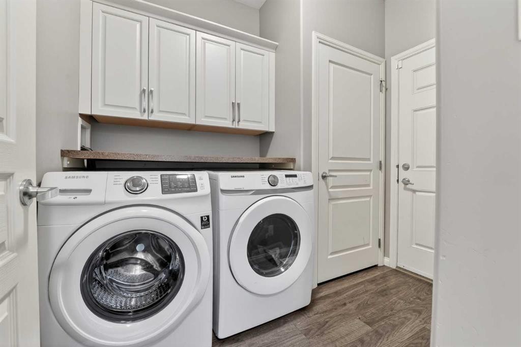 678 Twinriver Crescent West, Lethbridge, AB - Indoor Photo Showing Laundry Room
