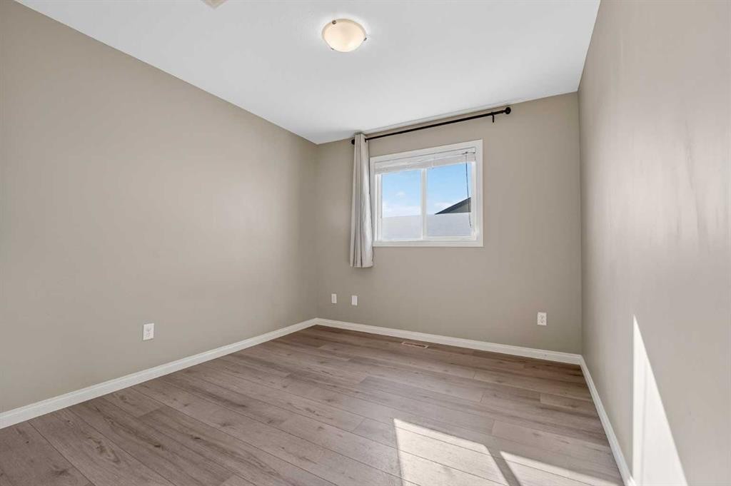 678 Twinriver Crescent West, Lethbridge, AB - Indoor Photo Showing Other Room