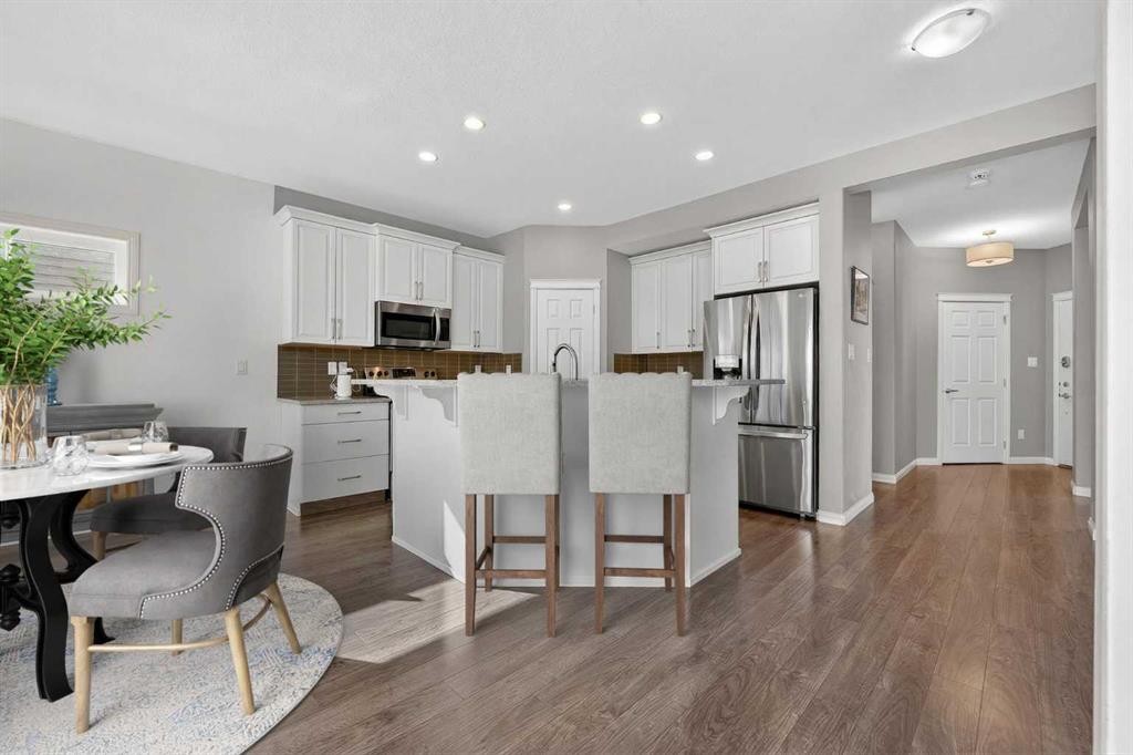 678 Twinriver Crescent West, Lethbridge, AB - Indoor Photo Showing Other Room