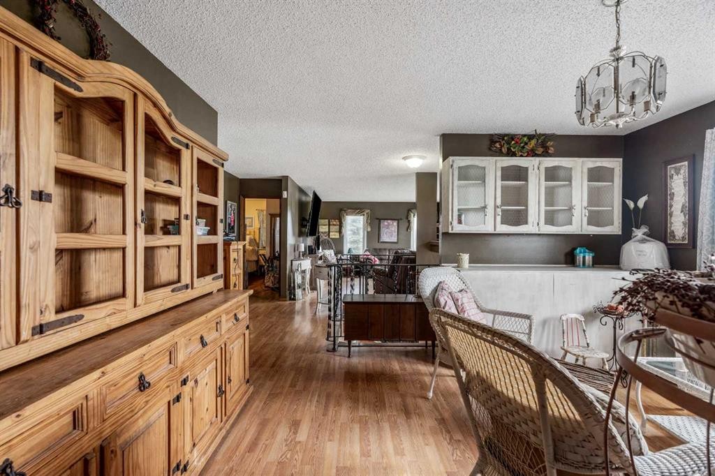 4716 Heritage Drive, Taber, AB - Indoor