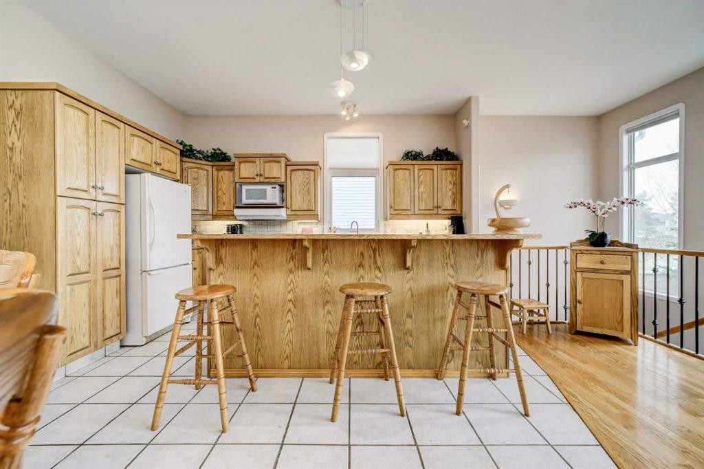 50 Sarcee Place West, Lethbridge, AB - Indoor