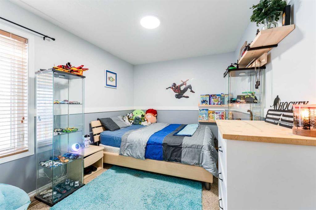 4214 56 Street, Taber, AB - Indoor Photo Showing Bedroom