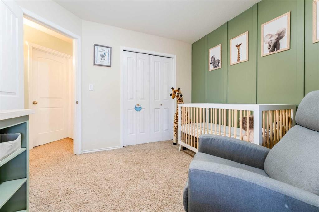 4214 56 Street, Taber, AB - Indoor Photo Showing Bedroom