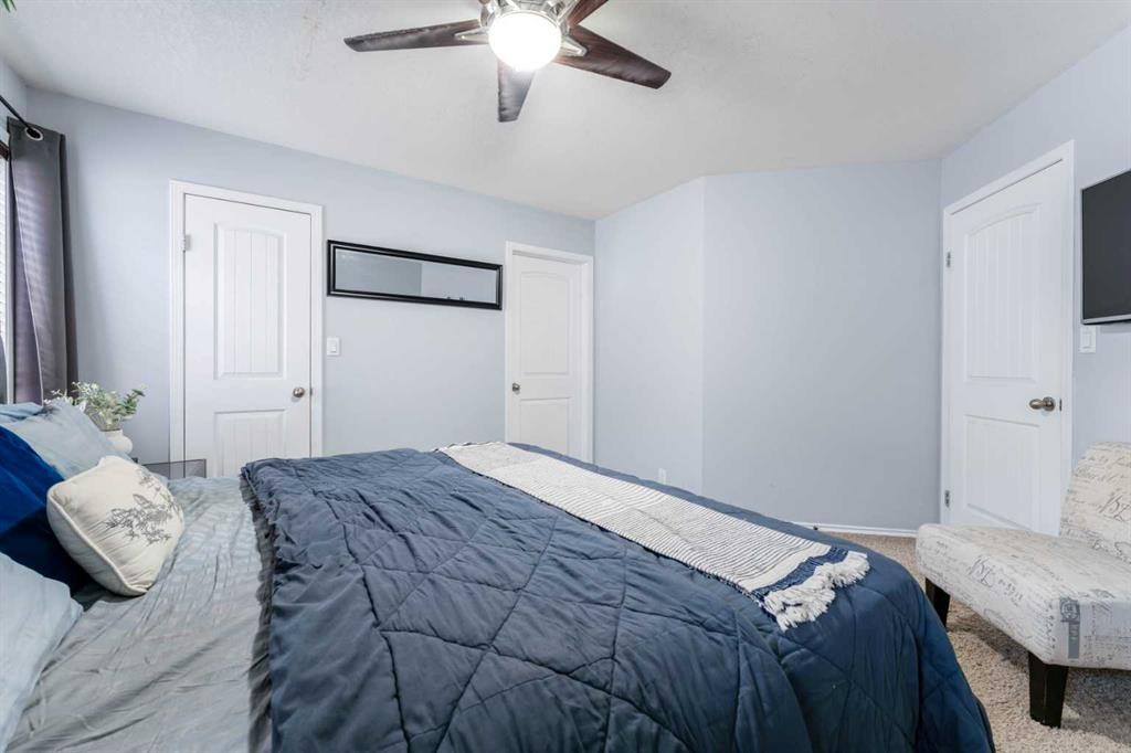 4214 56 Street, Taber, AB - Indoor Photo Showing Bedroom