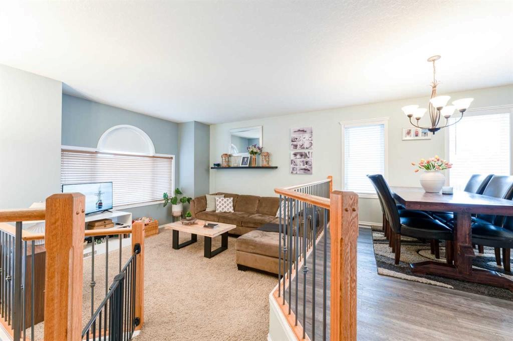 4214 56 Street, Taber, AB - Indoor