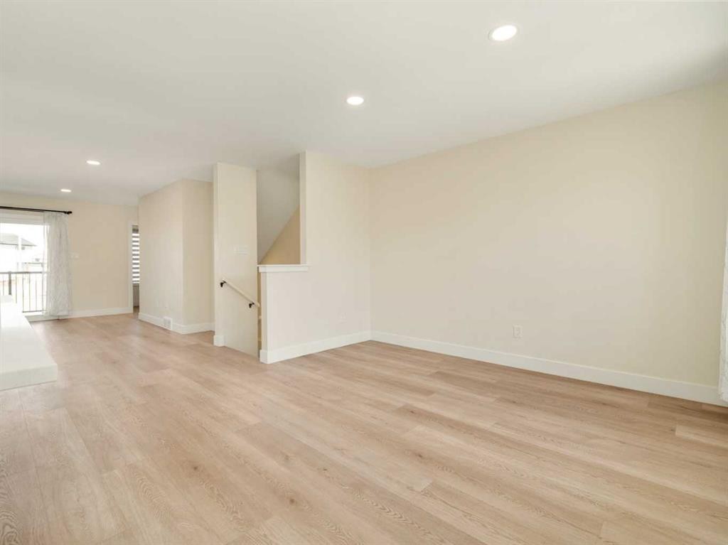 1036 Coalbrook Gate West, Lethbridge, AB - Indoor Photo Showing Other Room