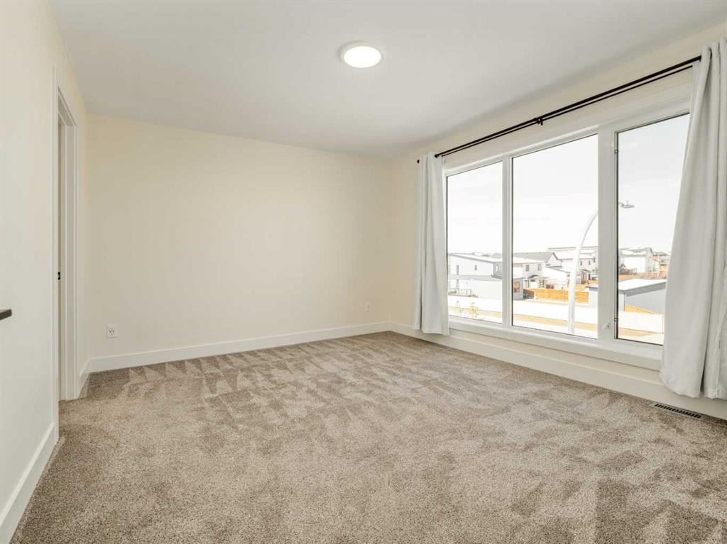 1036 Coalbrook Gate West, Lethbridge, AB - Indoor Photo Showing Other Room