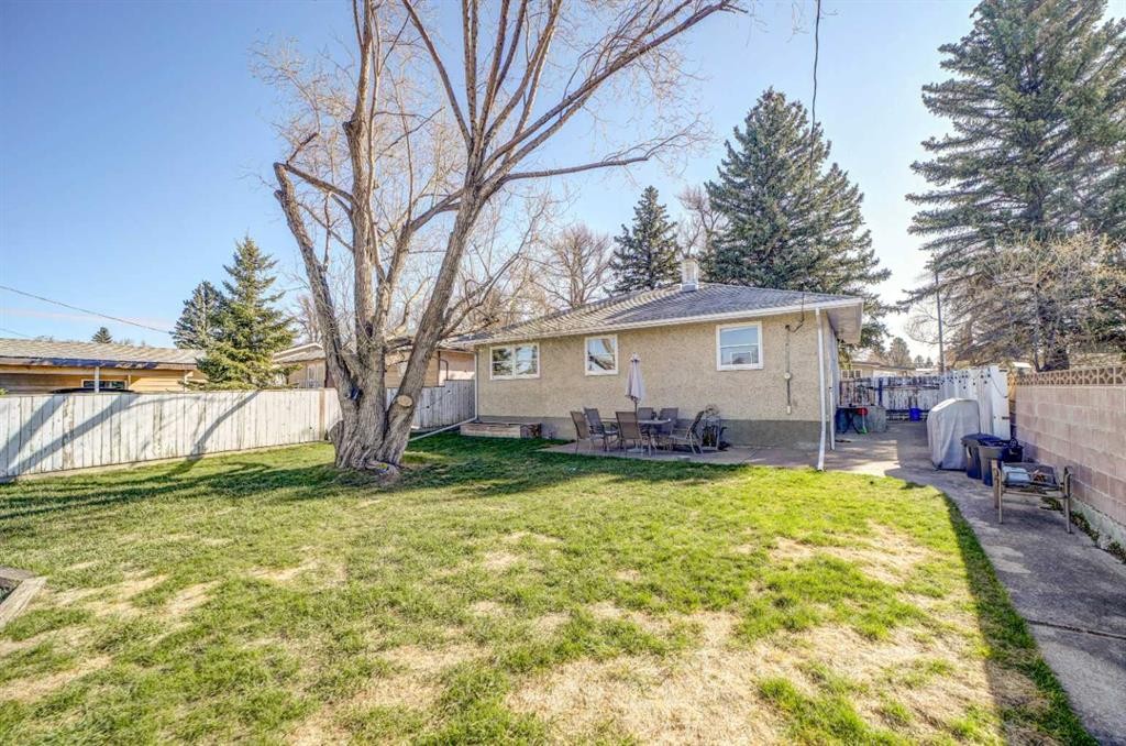 1126 23 North, Lethbridge, AB - Outdoor