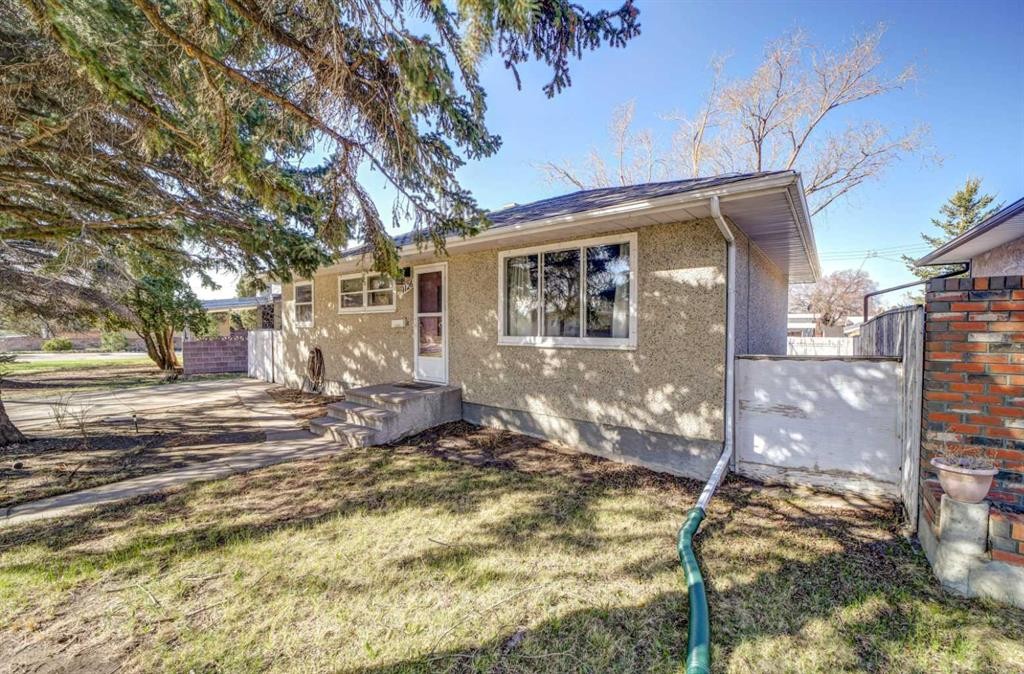 1126 23 North, Lethbridge, AB - Outdoor