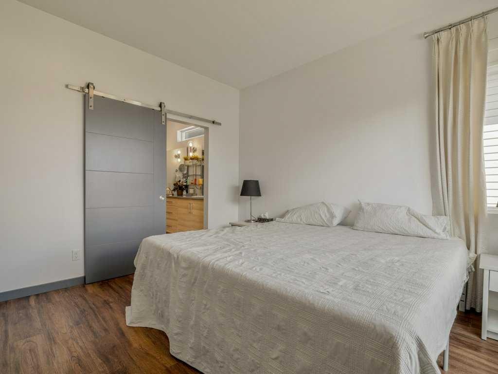 350 Uplands Boulevard North, Lethbridge, AB - Indoor Photo Showing Bedroom