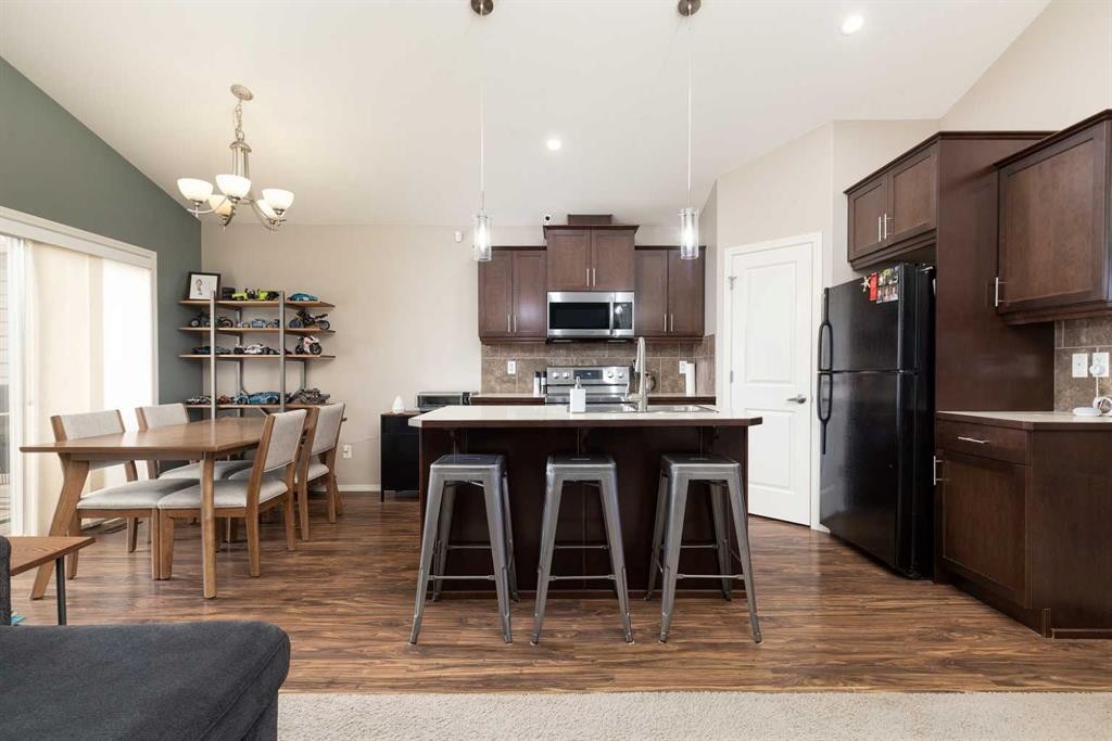 719 Silkstone Close West, Lethbridge, AB - Indoor