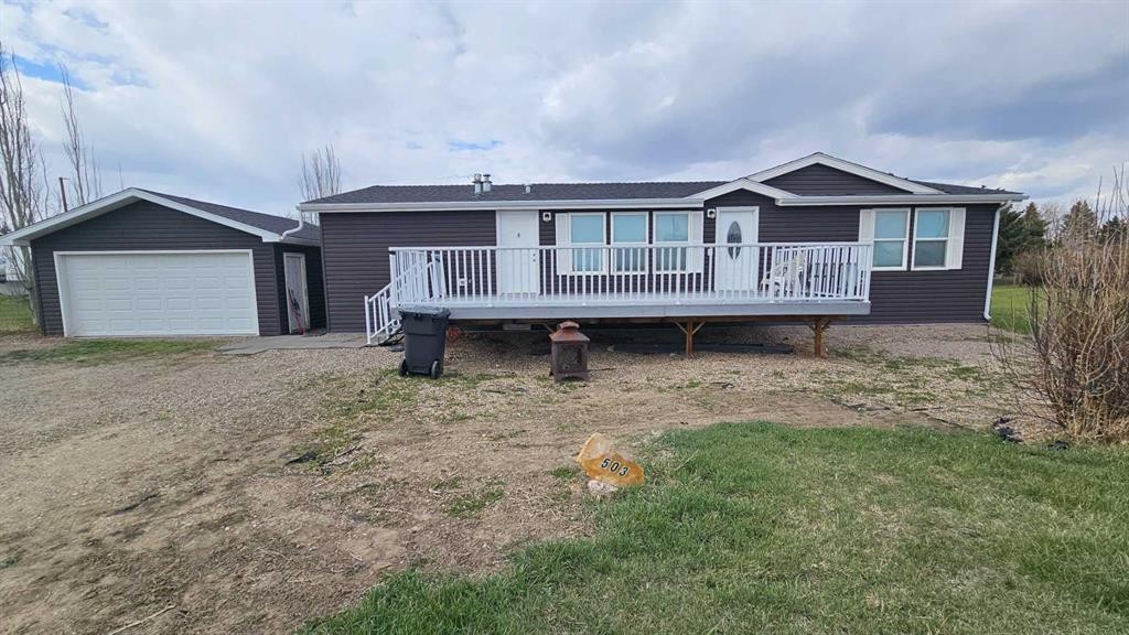 503 5 Avenue, Warner, AB - Outdoor With Deck Patio Veranda