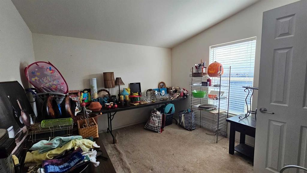 503 5 Avenue, Warner, AB - Indoor