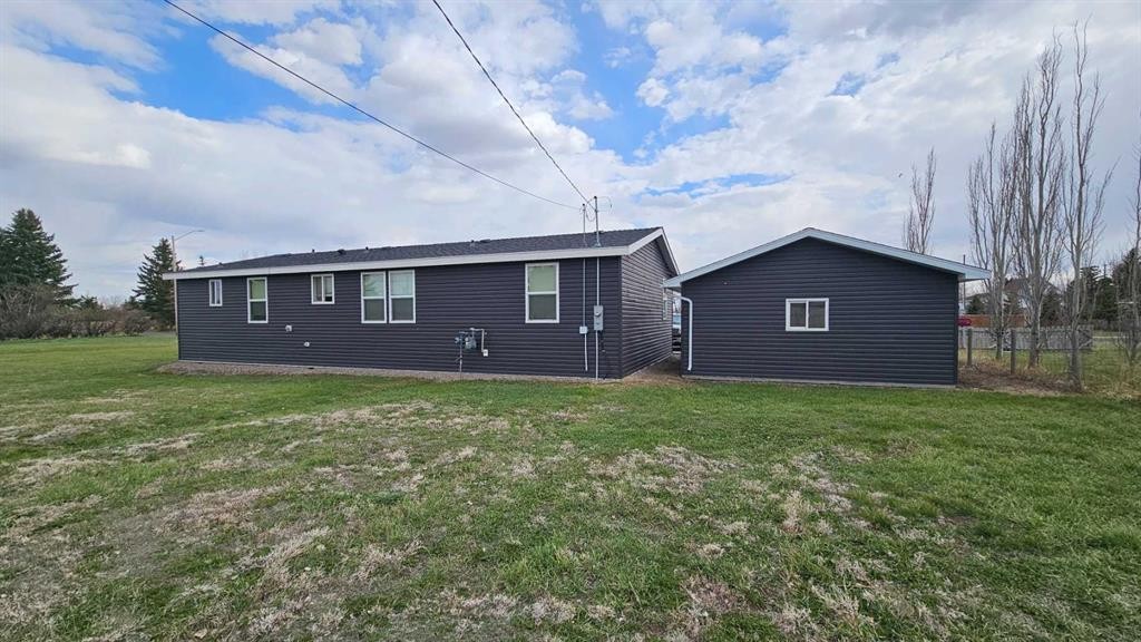 503 5 Avenue, Warner, AB - Outdoor