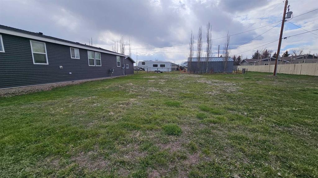 503 5 Avenue, Warner, AB - Outdoor