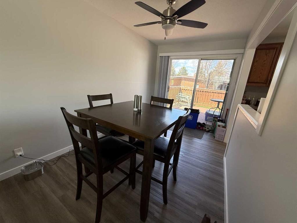 73 Mcgill Boulevard West, Lethbridge, AB - Indoor Photo Showing Dining Room