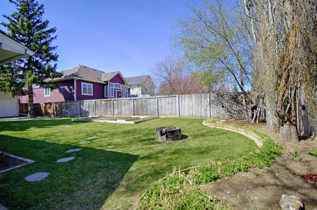 1804 22 Avenue, Coaldale, AB - Outdoor