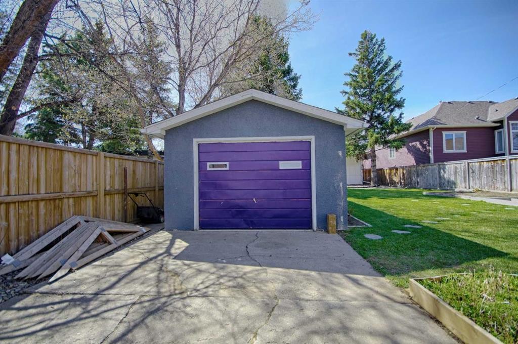 1804 22 Avenue, Coaldale, AB - Outdoor