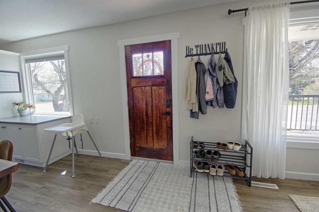 1804 22 Avenue, Coaldale, AB - Indoor