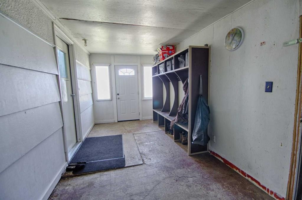 4925 53 Avenue, Taber, AB - Indoor Photo Showing Other Room