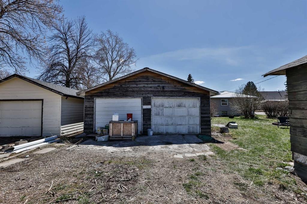209 3 Avenue, Warner, AB - Outdoor