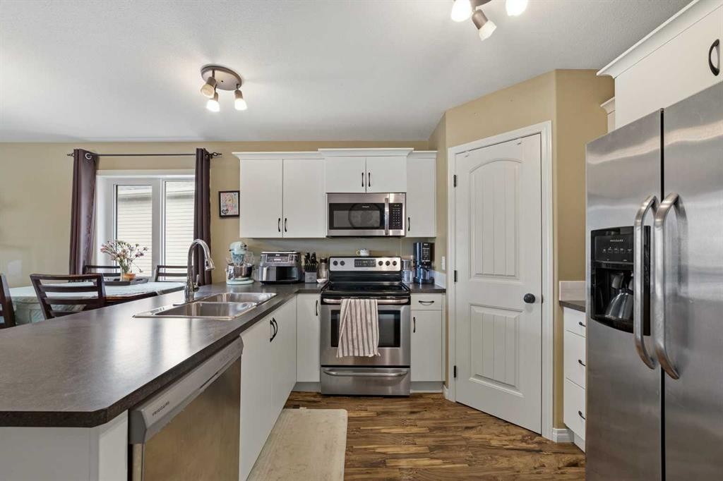 5046 41 Street, Taber, AB