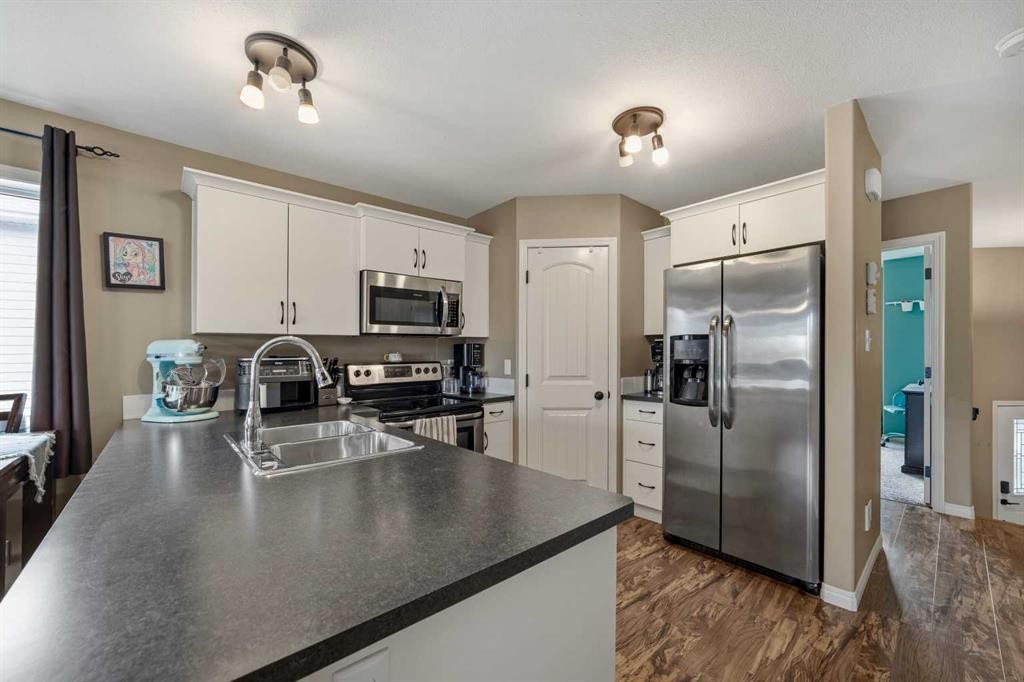 5046 41 Street, Taber, AB