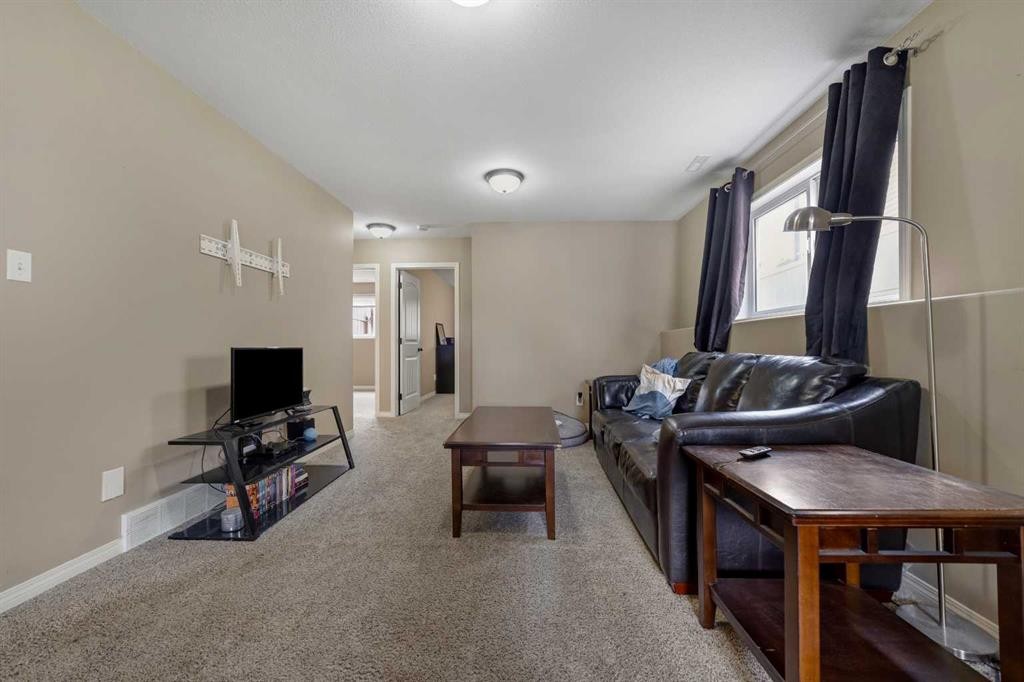 5046 41 Street, Taber, AB