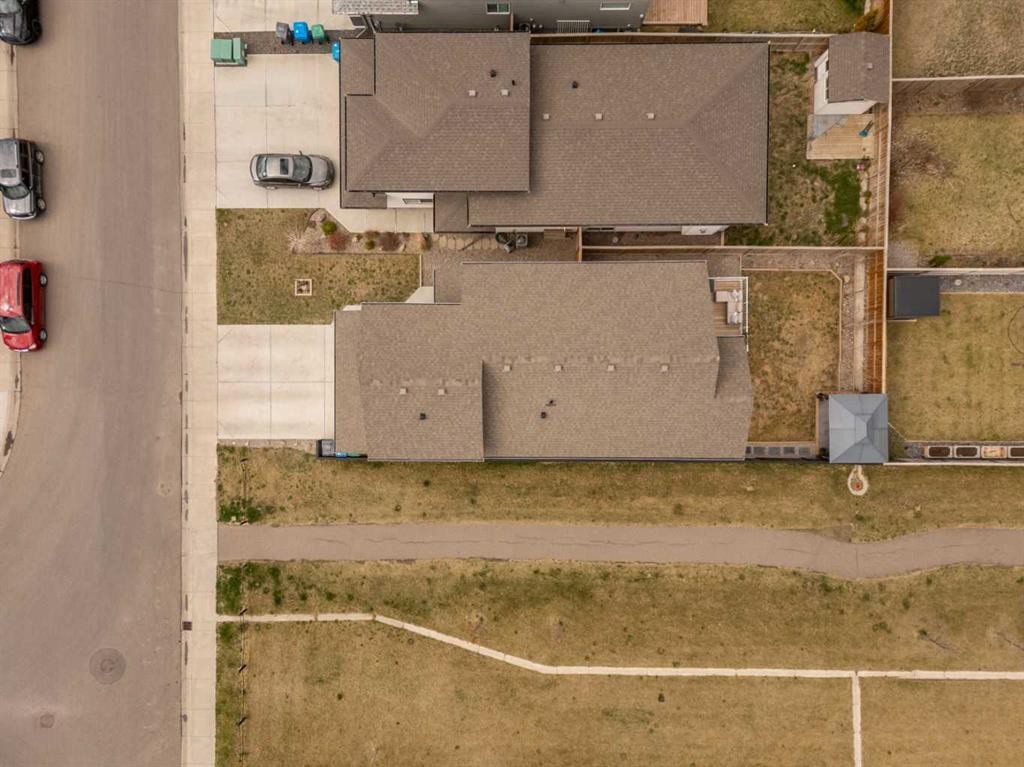 1373 Pacific Circle West, Lethbridge, AB -