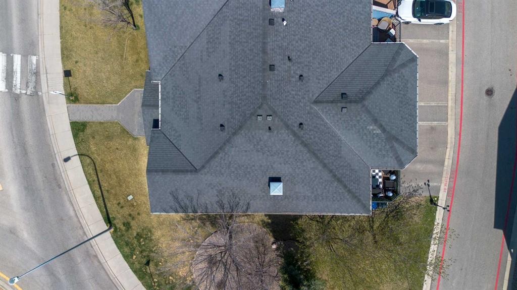 5-16 Sunridge Boulevard West, Lethbridge, AB - Outdoor