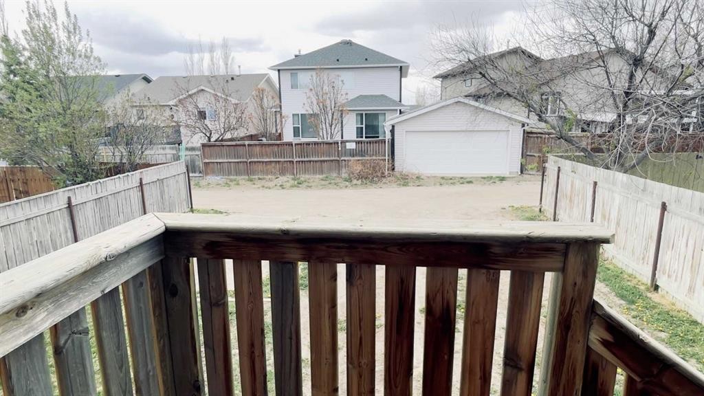 34 Blackfoot Road West, Lethbridge, AB - Outdoor With Exterior