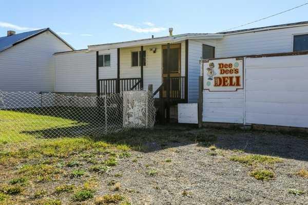 22720, 22718 8 Avenue, Hillcrest, AB - Outdoor