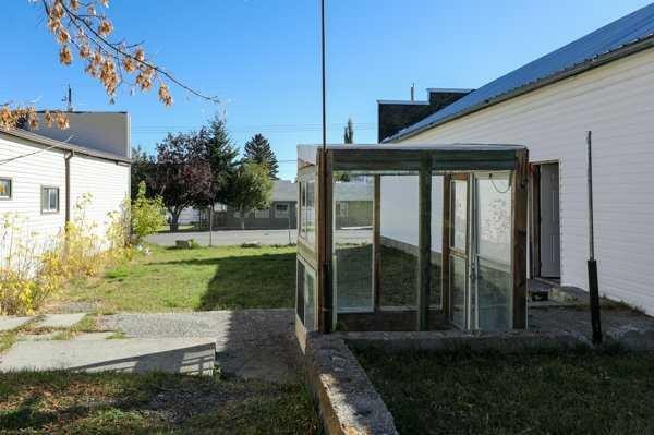 22720, 22718 8 Avenue, Hillcrest, AB - Outdoor