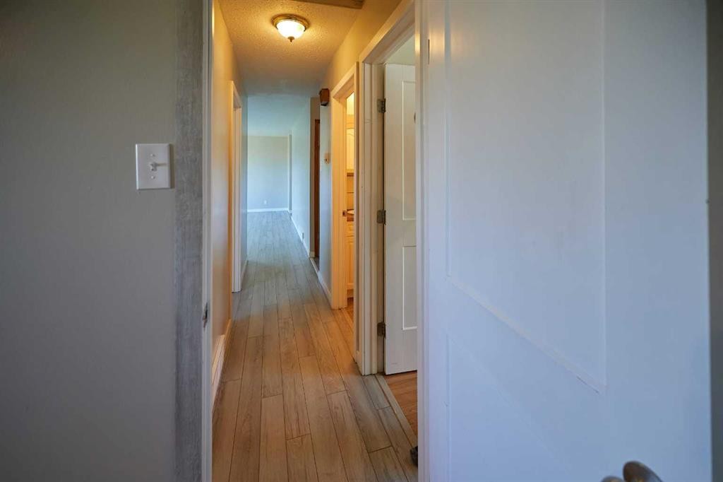 2501 13 Avenue North, Lethbridge, AB - Indoor Photo Showing Other Room