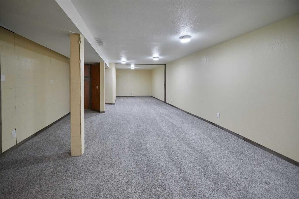 2501 13 Avenue North, Lethbridge, AB - Indoor