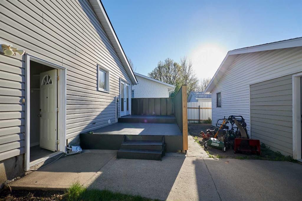2501 13 Avenue North, Lethbridge, AB - Outdoor With Deck Patio Veranda With Exterior