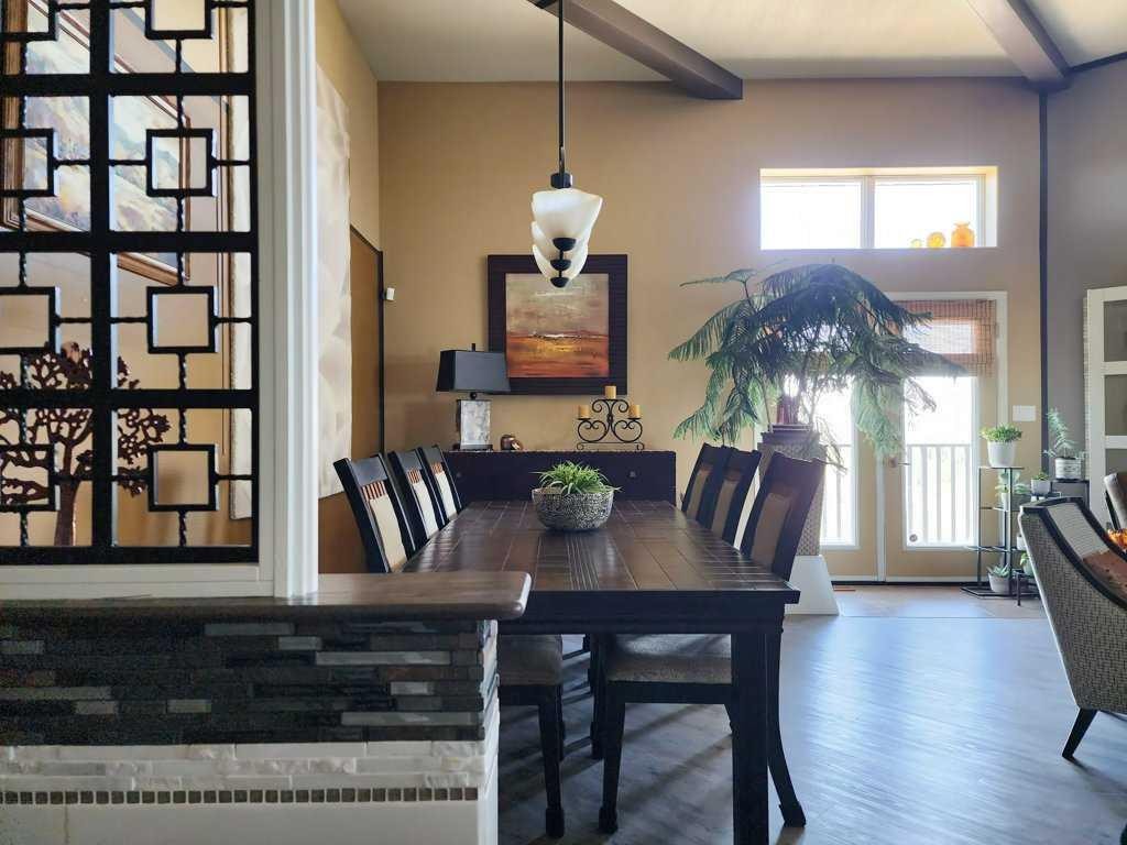 20 Deer Path Meadow, Fort Macleod, AB - Indoor Photo Showing Dining Room