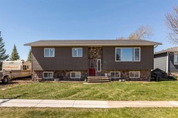 248 Broadway Street SOUTHRaymond, AB T0K 2S0