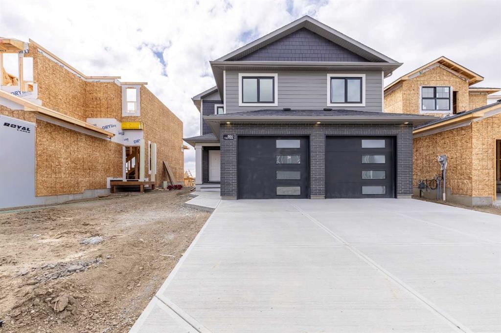 550 Malahat Green West, Lethbridge, AB - Outdoor With Facade
