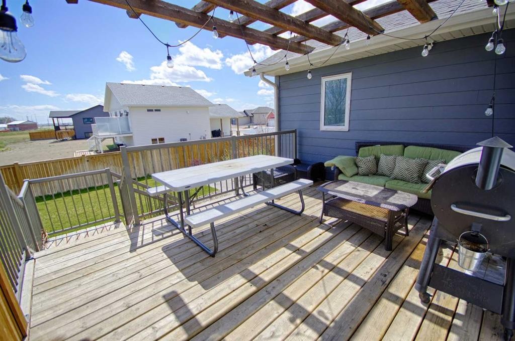 807 Sunset Place, Picture Butte, AB - Outdoor With Deck Patio Veranda With Exterior