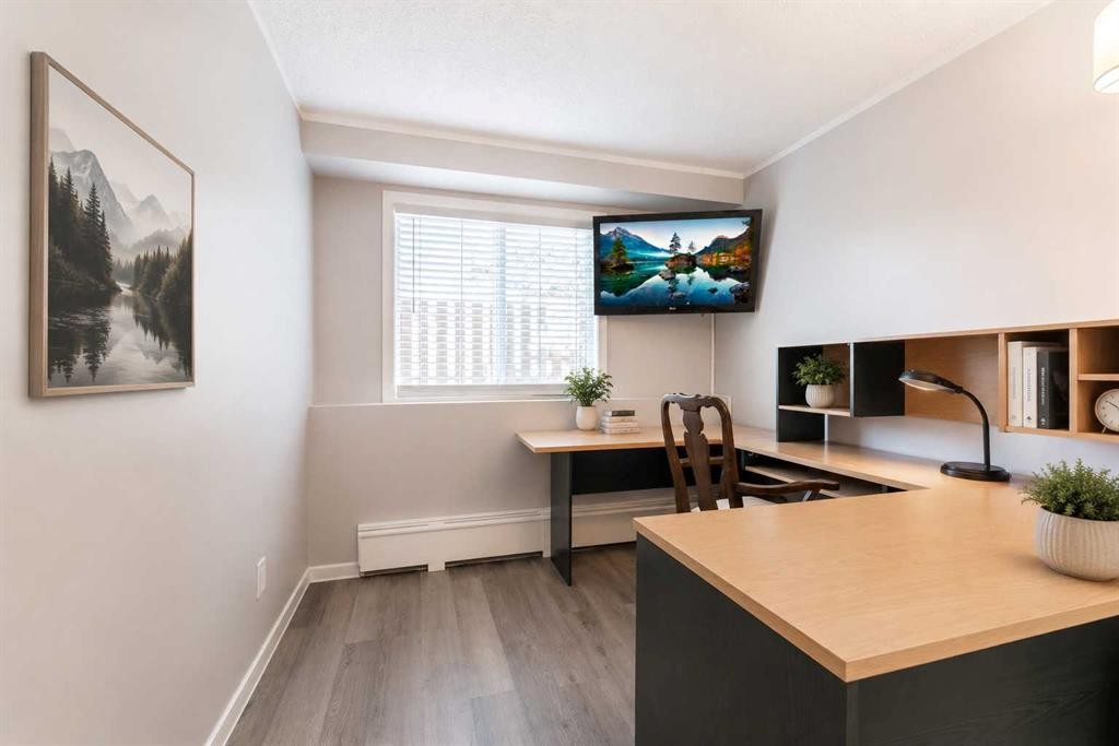 134-1237 4 Avenue South, Lethbridge, AB - Indoor Photo Showing Office