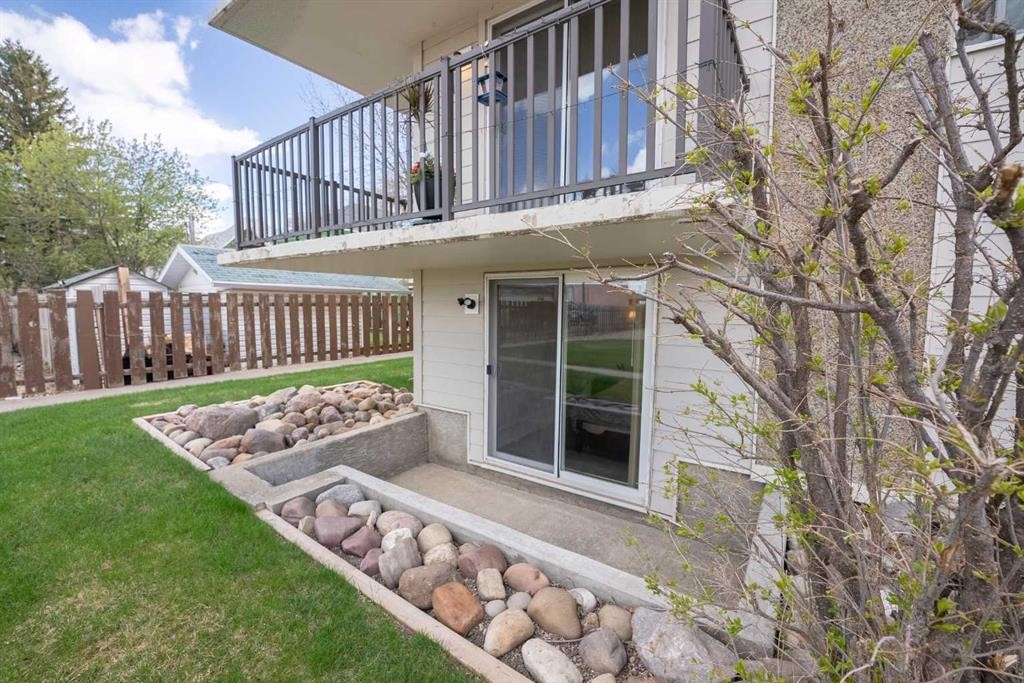 134-1237 4 Avenue South, Lethbridge, AB - Outdoor