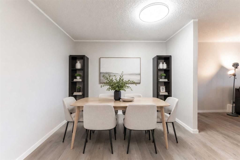 134-1237 4 Avenue South, Lethbridge, AB - Indoor Photo Showing Dining Room