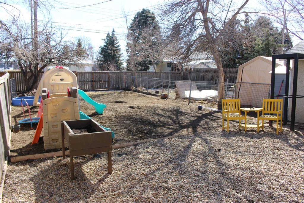 1607 23 Avenue, Coaldale, AB - Outdoor