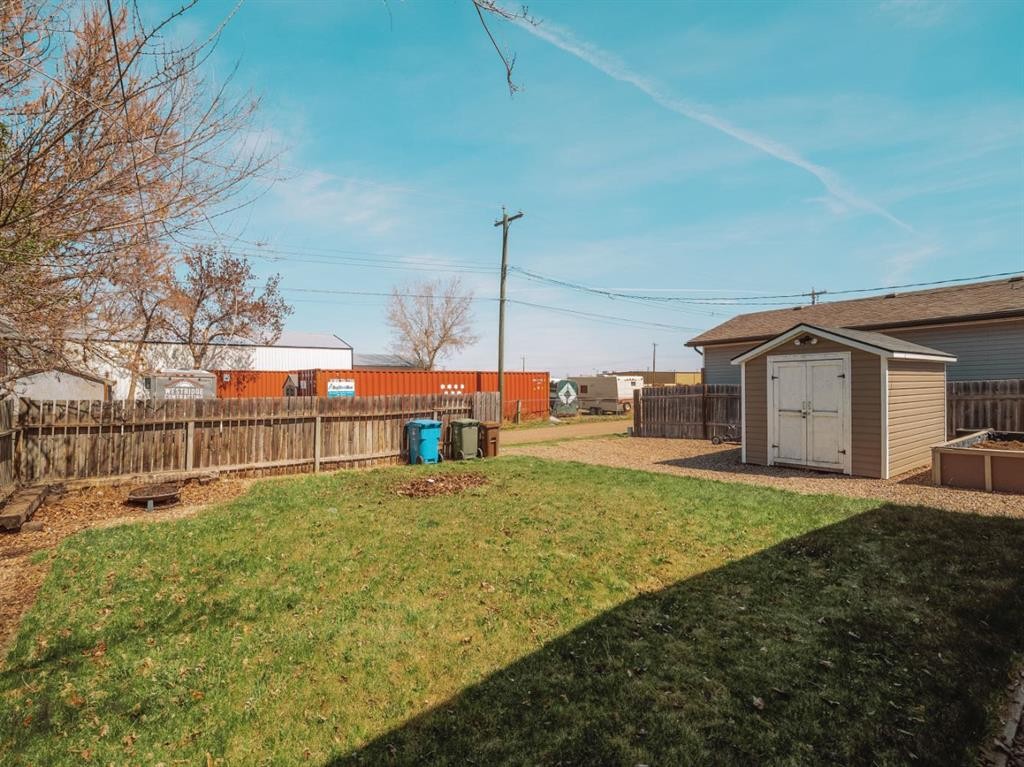 5007-62Nd Ave, Taber, AB - Outdoor