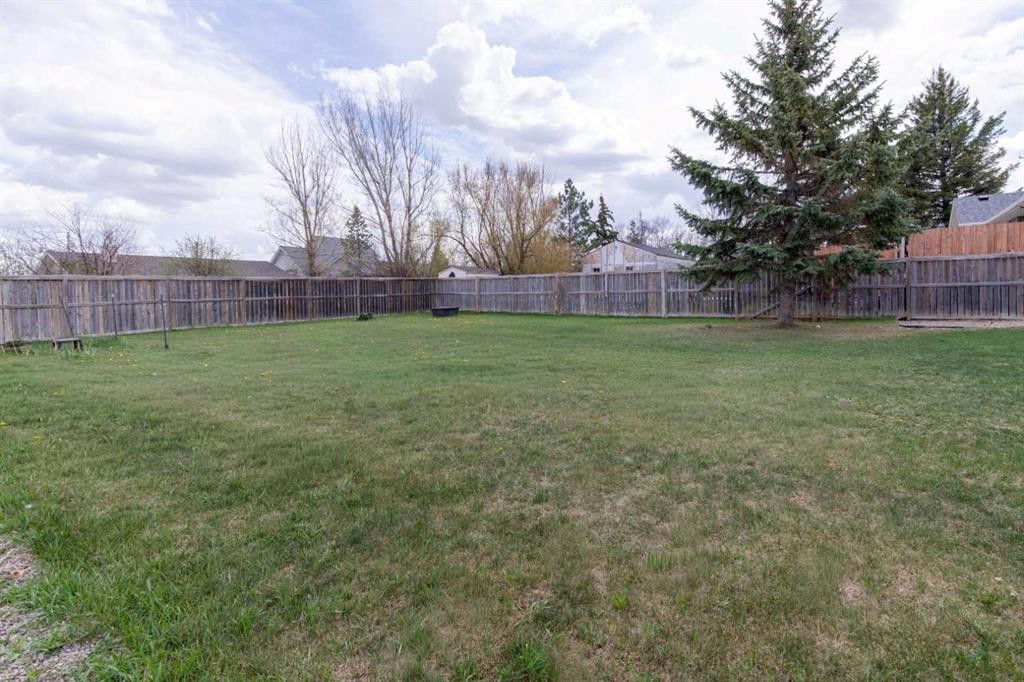 241 N 250 E, Raymond, AB - Outdoor With Backyard