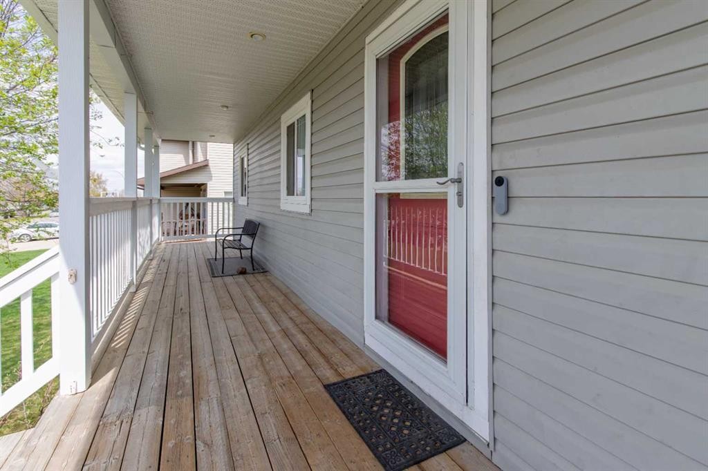241 N 250 E, Raymond, AB - Outdoor With Deck Patio Veranda With Exterior