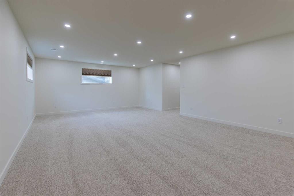 306 Bridge Crossing Close, Raymond, AB - Indoor